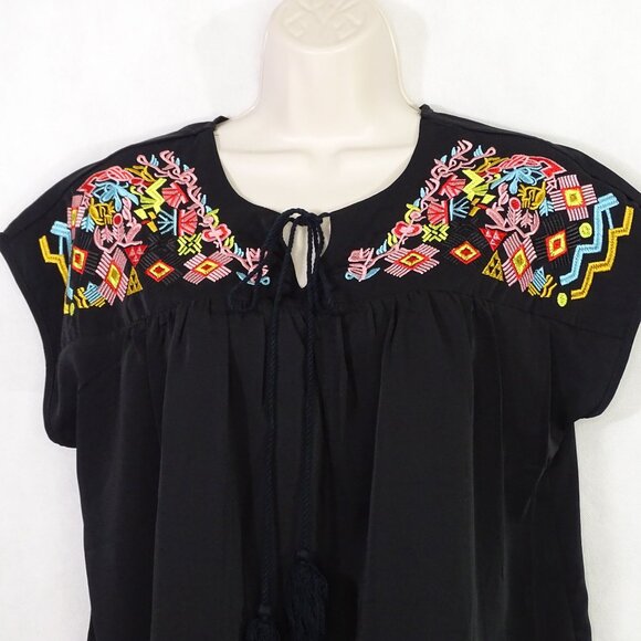 Black Embroidered Boho Blouse Top Women Size M With Tassel Tie Keyhole Neckline - Picture 2 of 7
